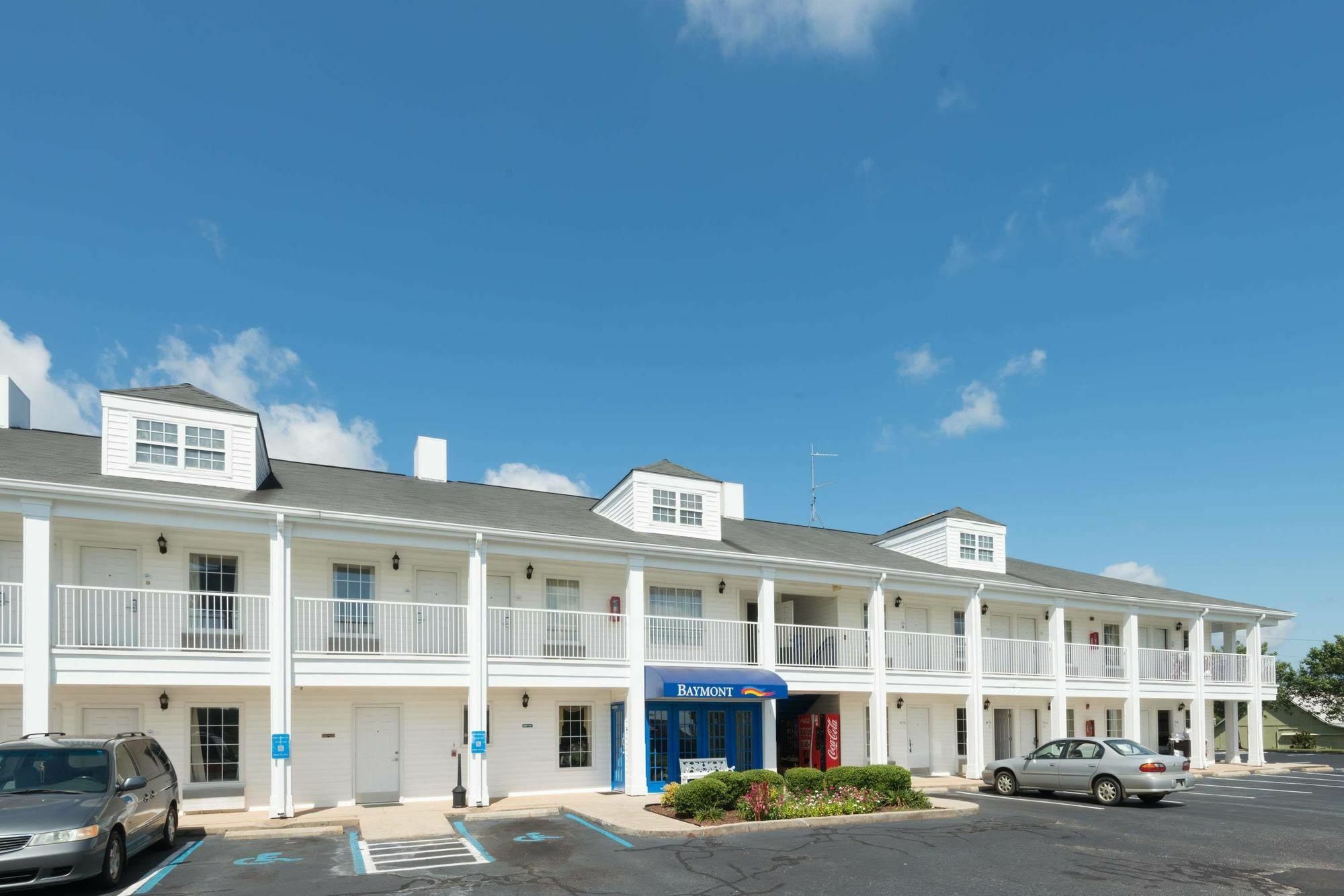 Baymont By Wyndham Greenville Eksteriør bilde